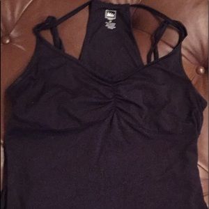 Women’s athletic workout tank top REÍ size 14 L